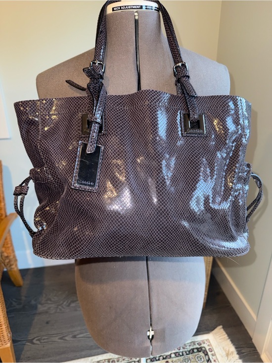 Calvin Klein Handbags - NWOT Calvin Klein Patent Snakeskin Textured Tote in Dark Plum